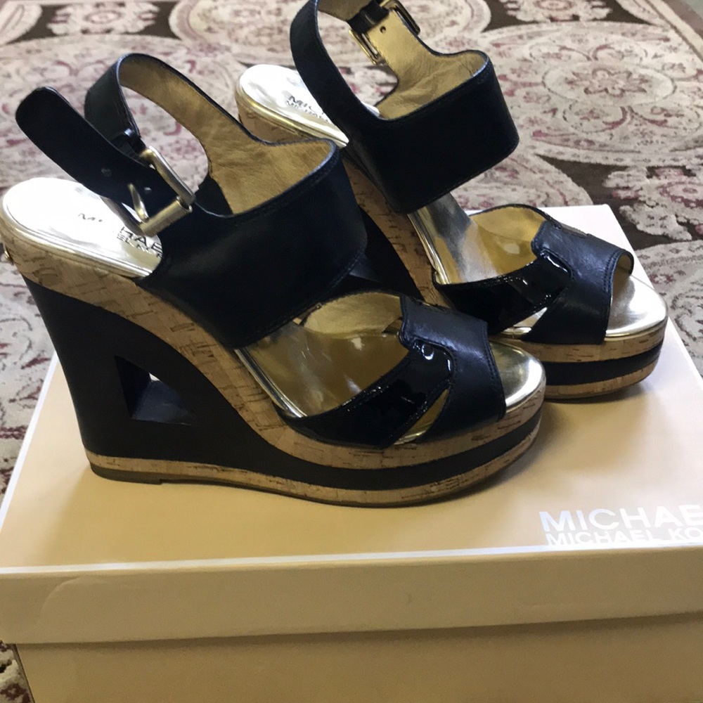 Michael kors women wedge heels sandals